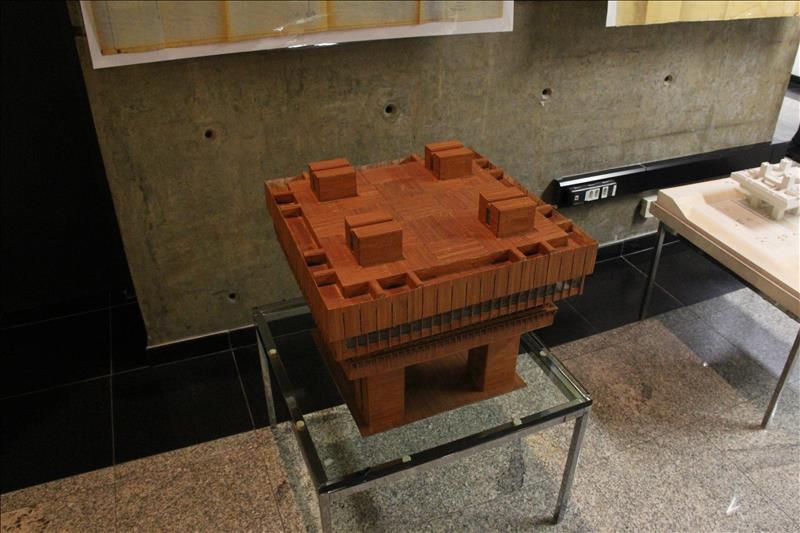 A mostra contou com maquetes e plantas do projeto arquitetônico