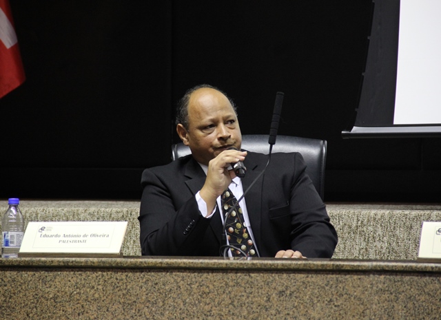 Eduardo Antônio de Oliveira, agente de fiscalização do Tribunal de Contas do Município de São Paulo
