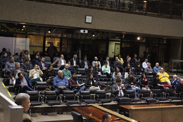 Público presente no primeiro dia de curso