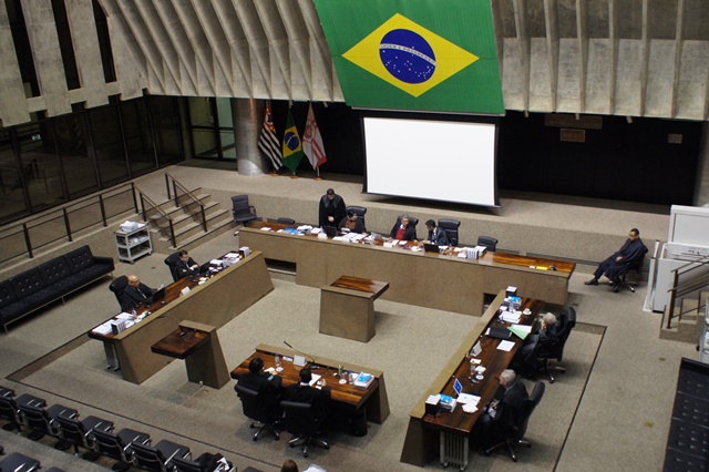 Sessão plenária com os conselheiros do TCMSP nesta quarta-feira