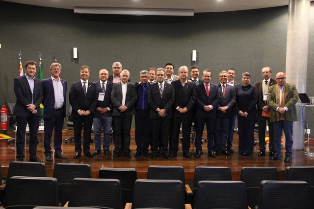 Presidentes e conselheiros dos Tribunais de Contas do Brasil prestigiaram o evento