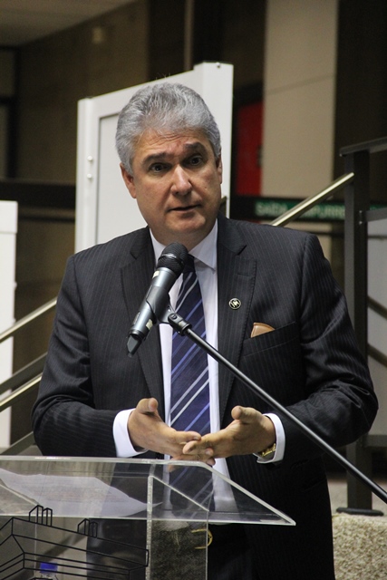 O secretário do Governo Municipal, Mauro Ricardo Machado Costa, representando o prefeito Bruno Covas