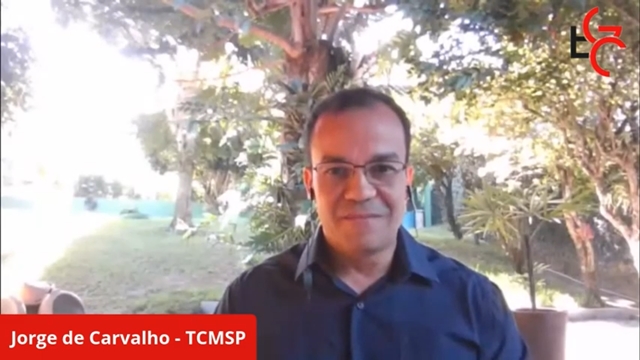 O auditor de controle externo do TCMSP, Jorge de Carvalho, foi o mediador do debate