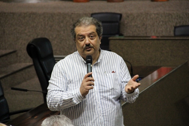O diretor da Escola do TCMSP, Maurício Xixo Piragino, explicou o trabalho realizado pela instituição