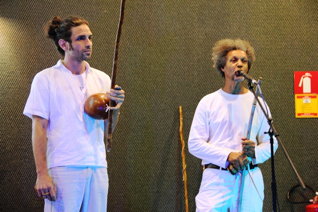 Carlos Alberto Correa e Mestre Jaime de Mar Grande são os porta-vozes do grupo Angola Paraguassú