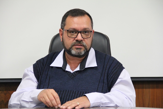 Auditor Rogério Aveiro, da entidade certificadora contratada pelo TCMSP