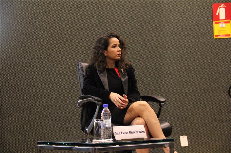 Ana Carla Bliacheriene, professora da Universidade de São Paulo (USP)