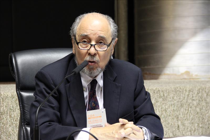 Professor Carlos R. Ríos Gautier - Porto Rico