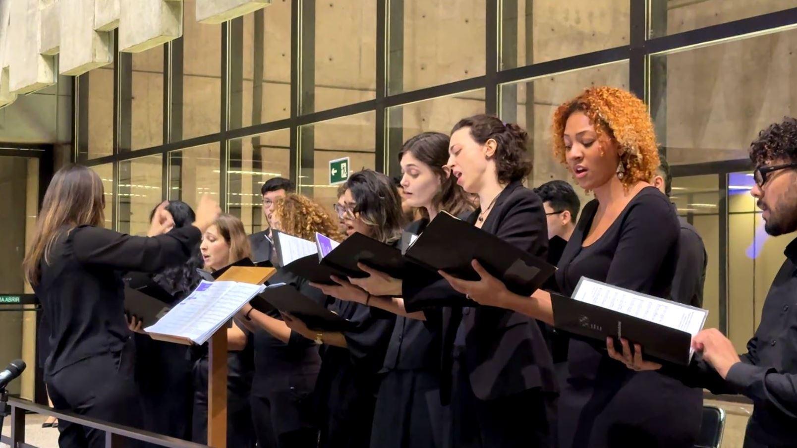 A celebração foi acompanhada pelo Coro da Fundação Theatro Municipal de São Paulo. 